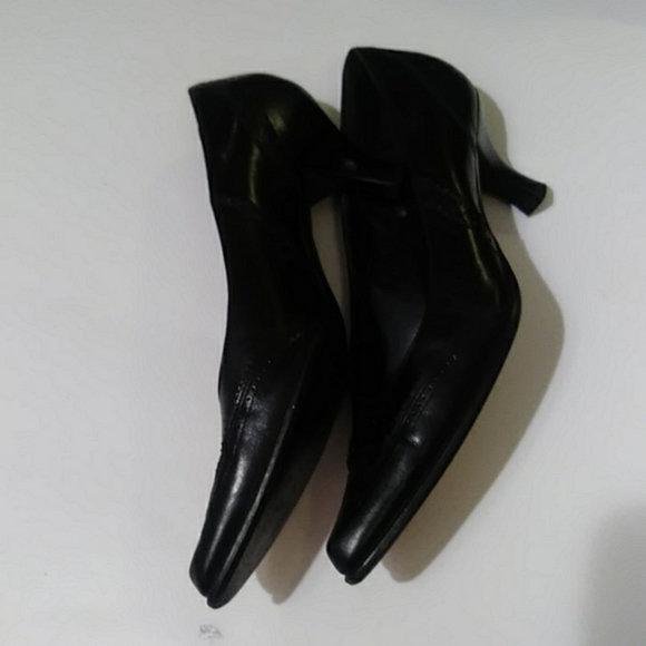 FRANCO Sarto Rogue black leather heels 7M - Picture 5 of 8